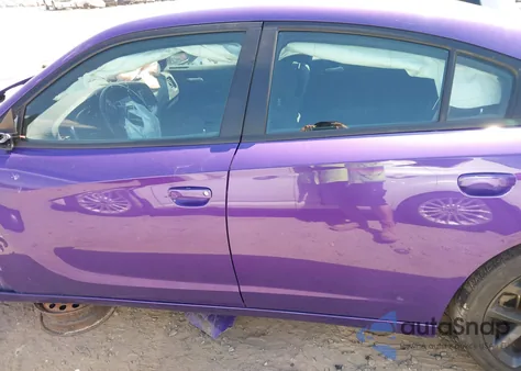 2023 Dodge Charger Sxt z USA, uszkodzony, nr VIN 2C3CDXBG7PH618849